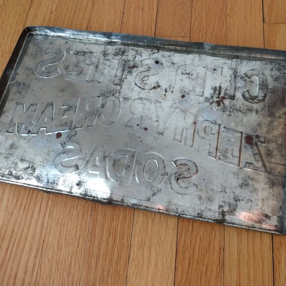 Antique 1800s Biscuit Tin Christie's Zephyr Cream Sodas Rusty Shabby Box Vintage - Picture 10 of 14
